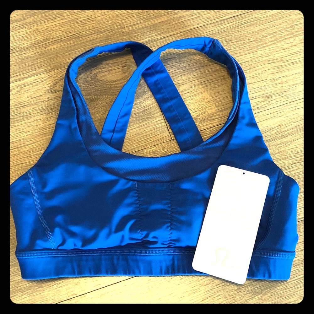 lululemon “Run Stuff Your Bra III” Sports Bra
